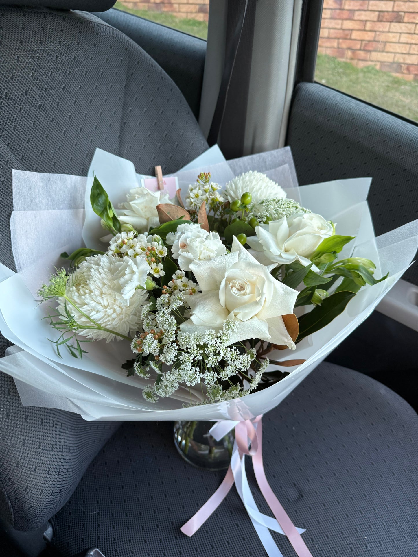 Soft & Neutral Bouquet