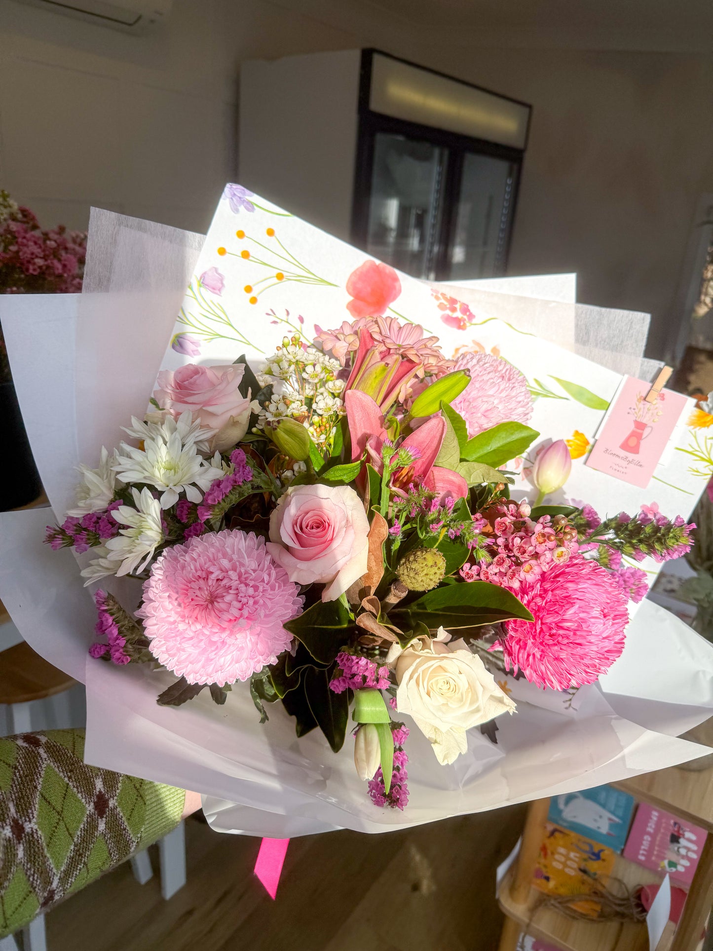 Pretty pink bouquet mega, Brisbane delivery