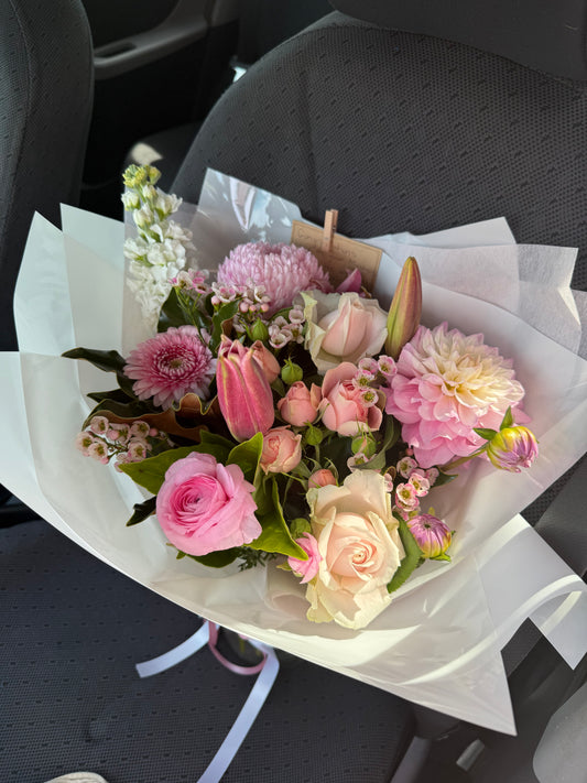 Pretty In Pink Bouquet , Brisbane Delivery