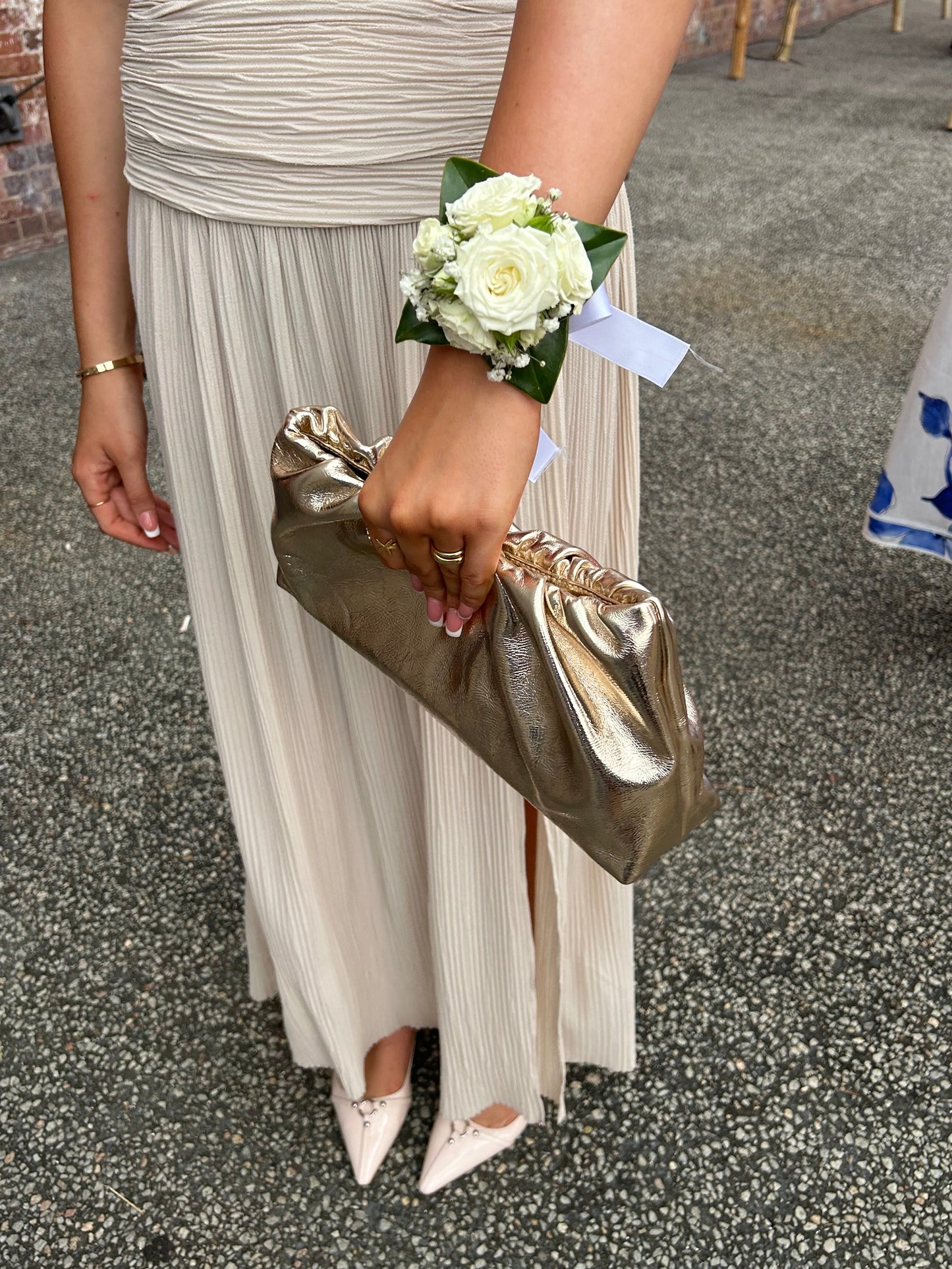 white ribbon wrist corsage , spray rose 