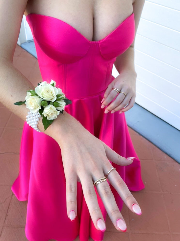 Pearl band wirst corsage